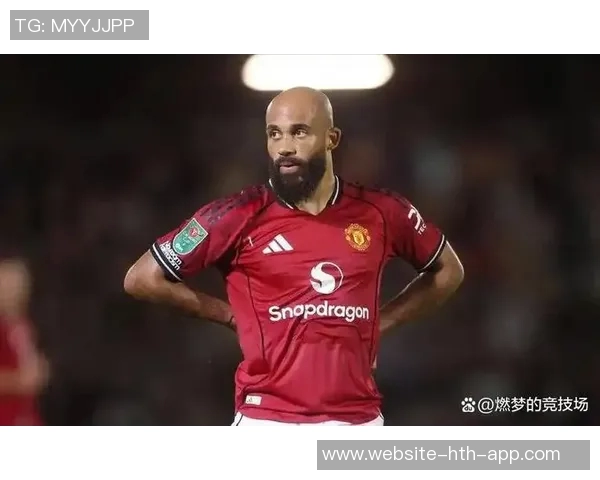 曼联前球员质疑球队引进舍什科的决策与适配性问题